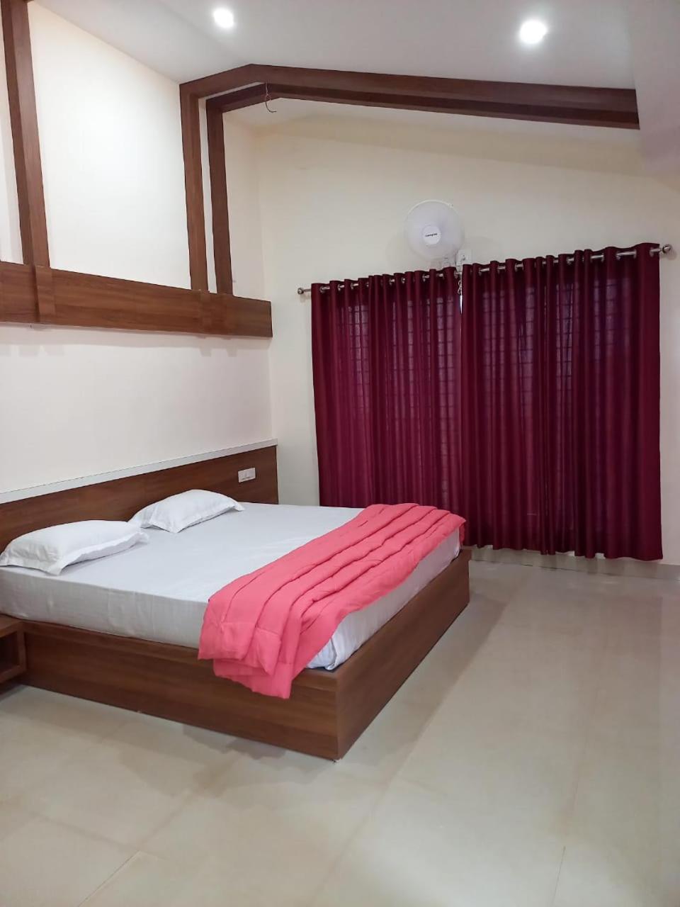 Whiteflower Mountain Resort Perintalmanna Экстерьер фото